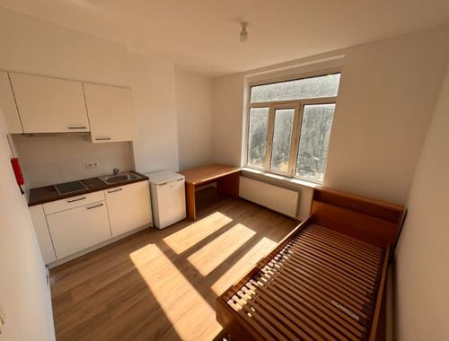                                         Studio te huur in Gent, € 575
