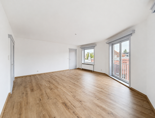                                         Appartement te huur in Moeskroen, € 740
