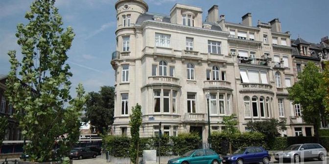 Appartement te huur in Avenue Guillaume Macau 4, 1050 Elsene