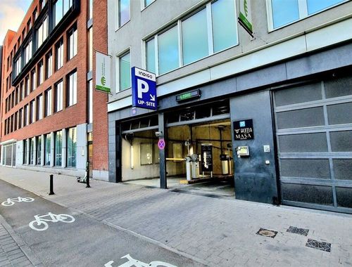                                         Place de stationnement à vendre à Bruxelles, € 30.000
