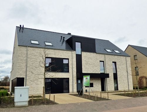                                         Appartement te huur in Sint-Huibrechts-Lille, € 925
