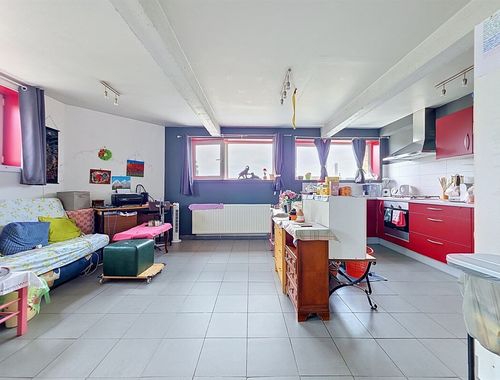                                         Appartement à vendre à Court-Saint-Etienne, € 250.000
