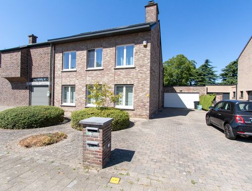                                         App. rez-de-chaussée à louer à Wijnegem, € 1.450
