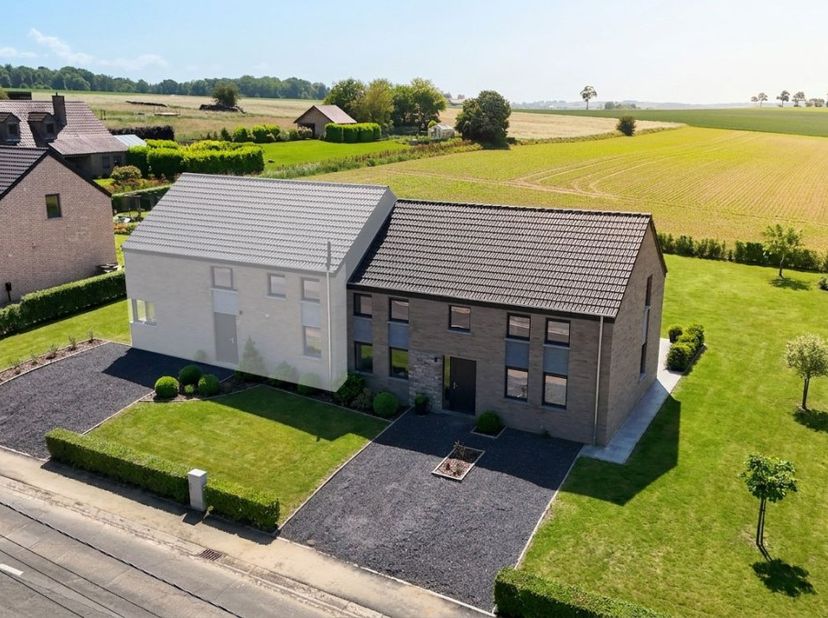 Huis te koop in Route des Caves 54,
                    5590 Pessoux