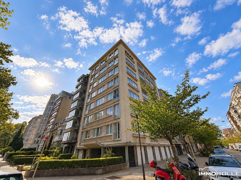 Appartement te koop in Boulevard Auguste Reyers 55 bus 21,
                    1030 Schaarbeek