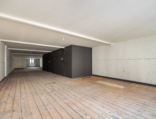                                         Bureaux à vendre à Antwerpen, € 269.000
