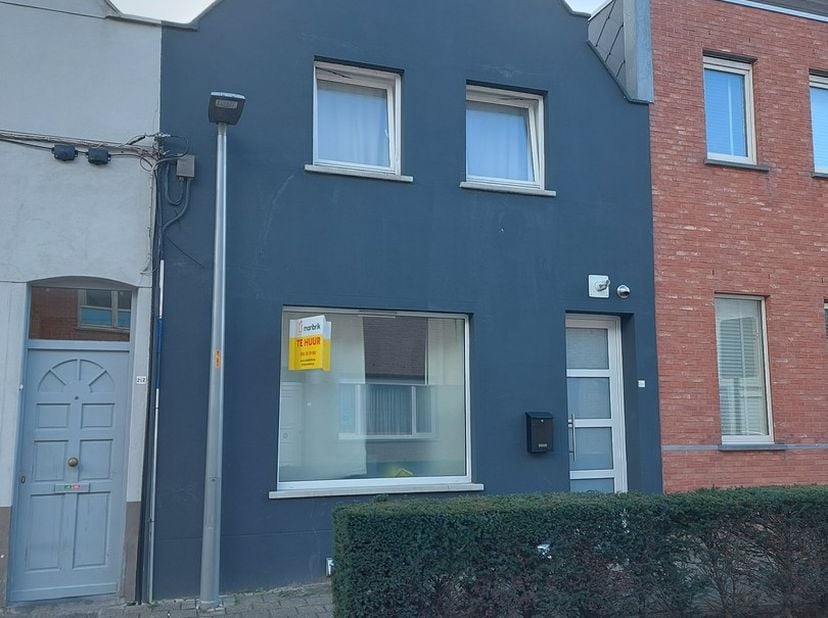 Maison à louer
                    à 8501 Heule