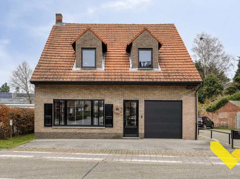 Deze vrijstaande woning gelegen in het centrum van Dessel omvat volgende troeven wat het zeker de moeite waard maakt om deze woning te bezichtigen, be