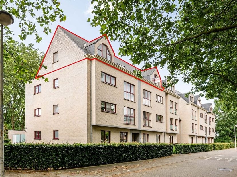 Appartement te koop in Frankenweg 36/7,
                    2500 Lier