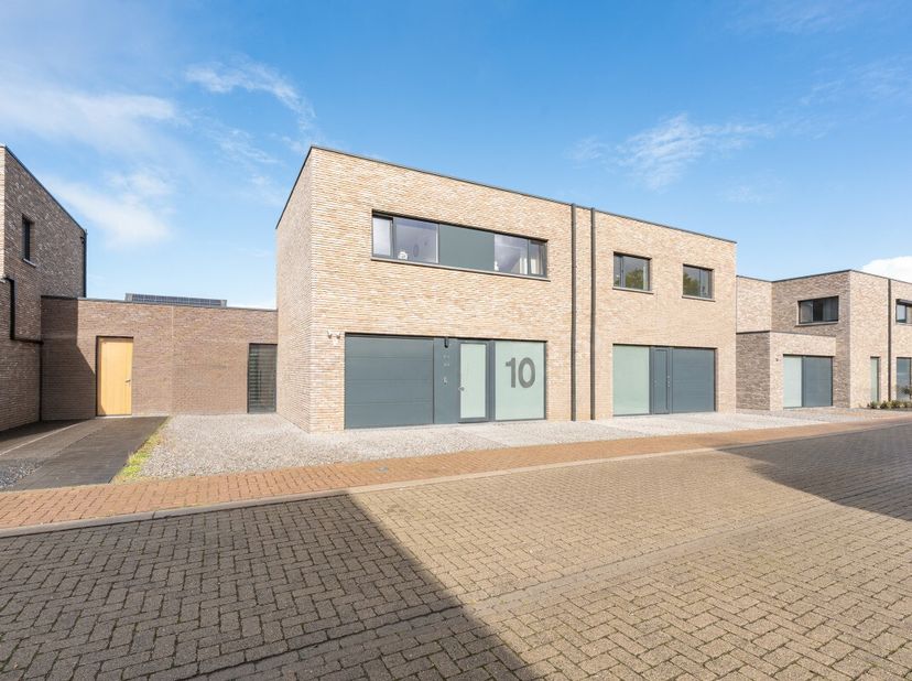 Huis te koop in Panorexstraat 10,
                    9170 De Klinge