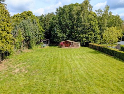                                         Bouwgrond te koop in Ottenburg, € 330.000
