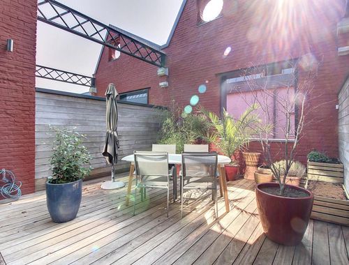                                         Duplex te huur in Tournai, € 1.250
