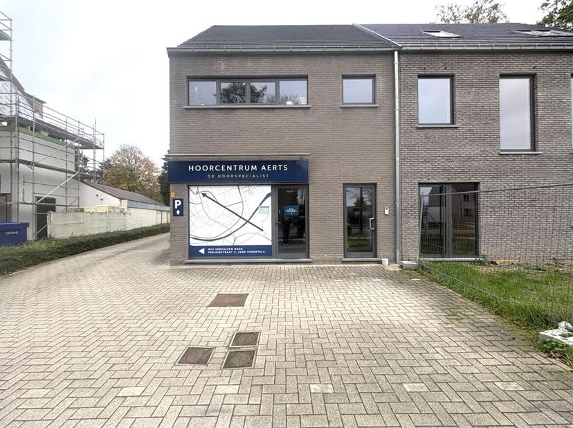 Bien professionnel à vendre
                    à 2200 Herentals