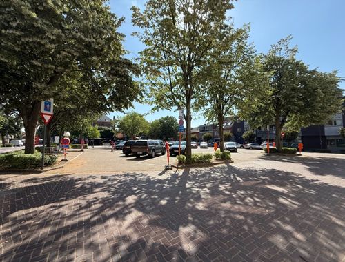                                         Handelspand te huur in Evergem, € 1.600
