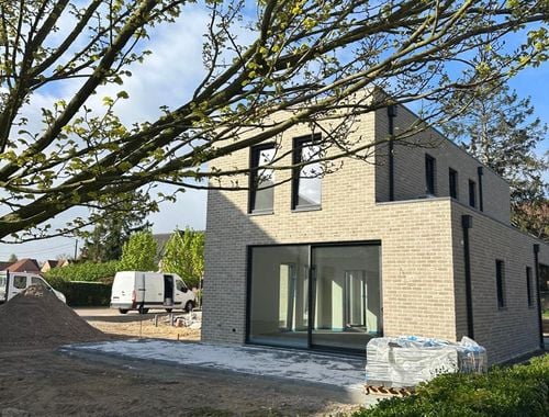                                         Woning te huur in Maaseik, € 1.595
