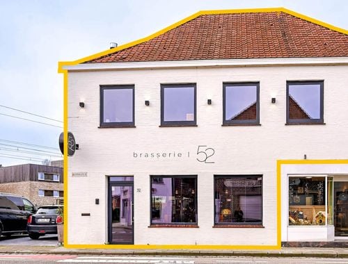                                         Bien commercial à vendre à Loppem, € 695.000
