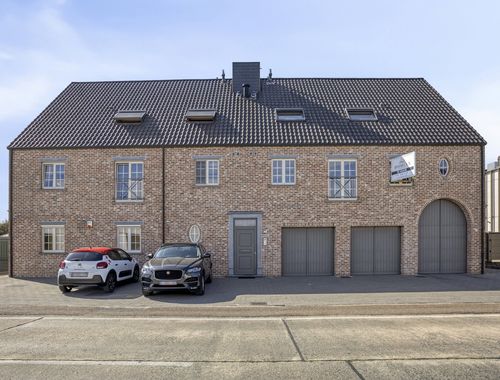                                         Duplex à louer à Baal, € 950
