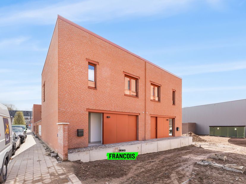 Maison à vendre à Doelstraat 24,
                    9520 Sint-Lievens-Houtem