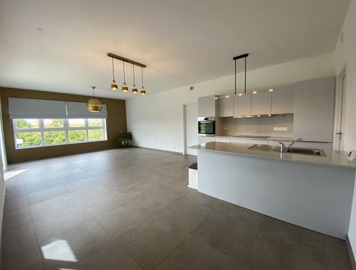                                         Appartement à louer à Marche-en-Famenne, € 1.000

