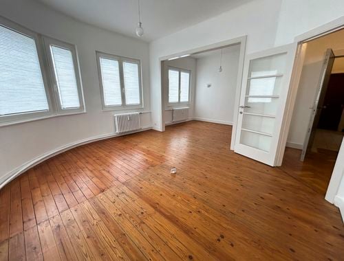                                         Appartement à louer à Uccle, € 1.200
