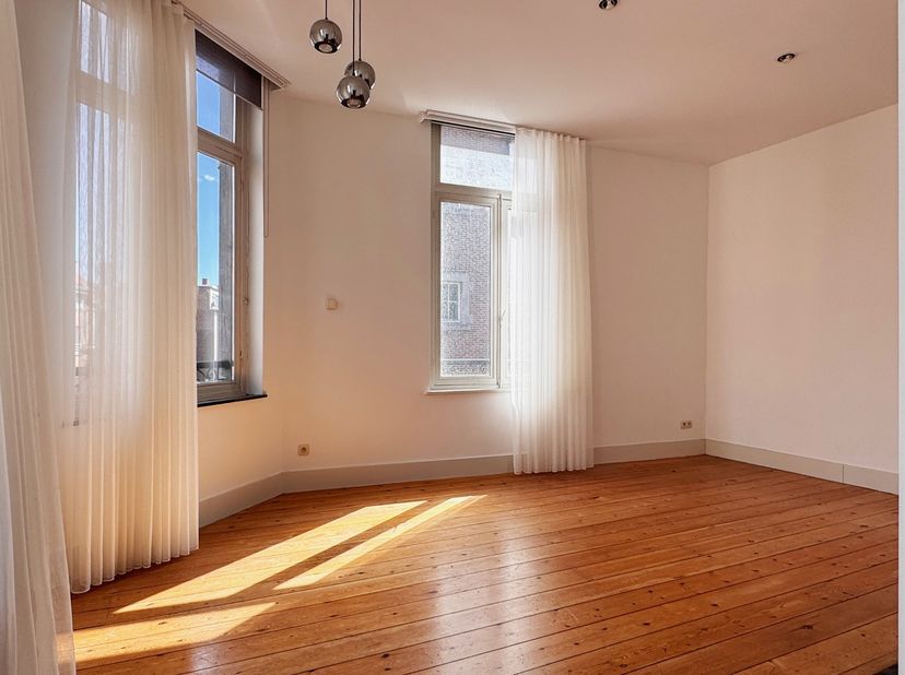 Appartement te huur in Henegouwenstraat 46,
                    9000 Gent