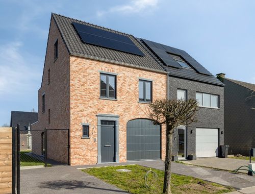                                         Hoekwoning te koop in Blaasveld, € 615.000
