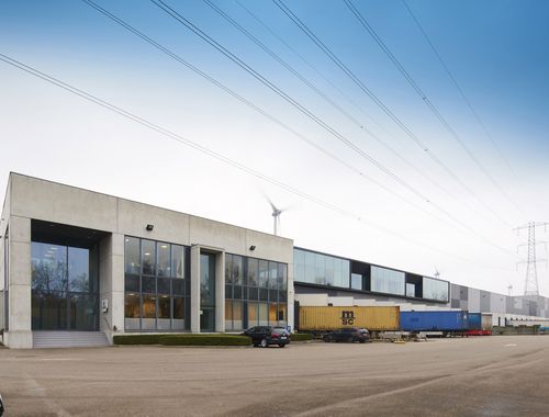                             Bâtiment d’entreprise à louer à Olen
