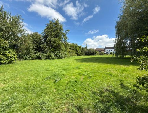                                         Grond te koop in Bouffioulx, € 88.000
