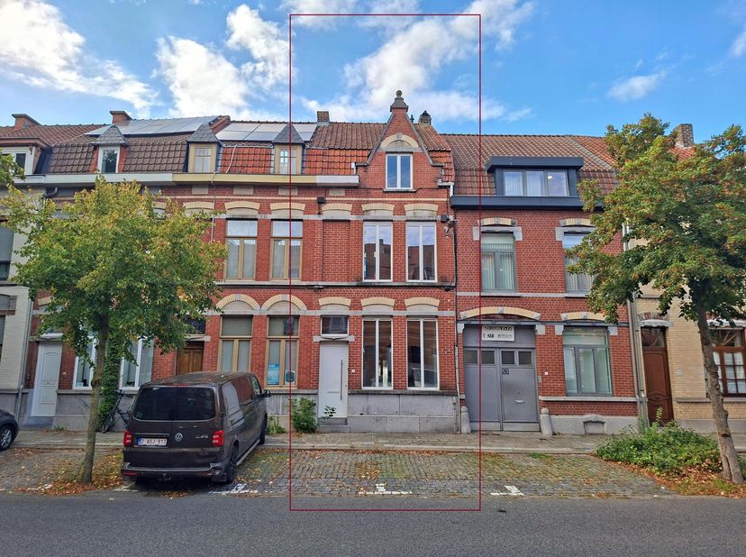 Huis te koop in Sint-Rochuslaan 86,
                    8500 Kortrijk