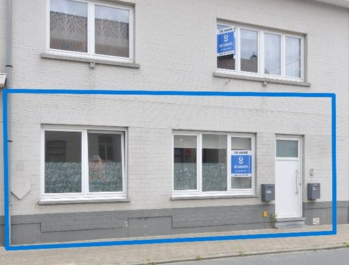                                         Appartement à louer à Sint-Denijs, € 650
