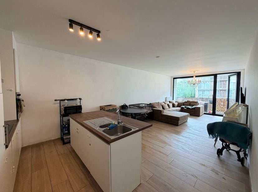 Appartement 1 chambre dans un emplacement de choix à Hoboken !<br />
<br />
Situation : Cet appartement bénéficie d'un emplacement de choix à Hoboken,