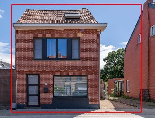                                         Woning te koop in Sint-Niklaas, € 340.000

