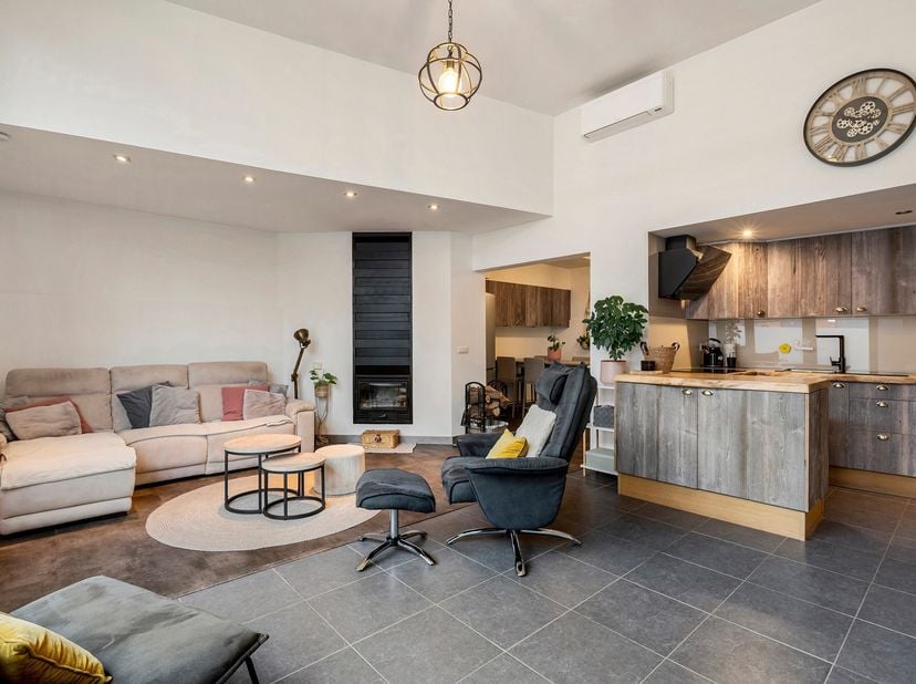 Huis te koop in Leemstraat 1A,
                    2800 Mechelen