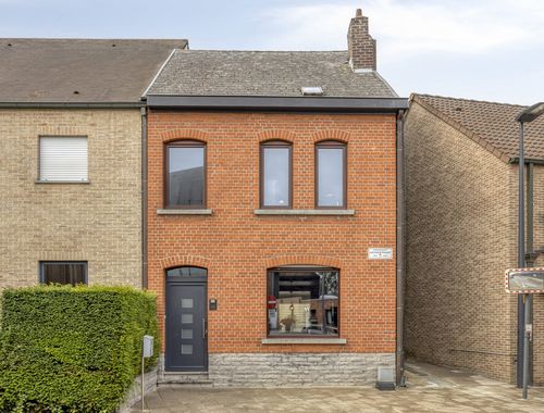                                         Woning te koop in Erembodegem, € 295.000
