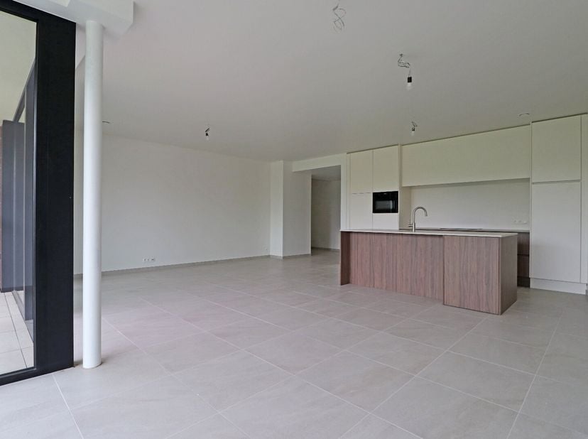 Welkom in het hart van Ardooie, welkom in residentie Parkzicht 2. Het uniek woonproject met het comfort van vandaag met zicht achteraan op het gemeent