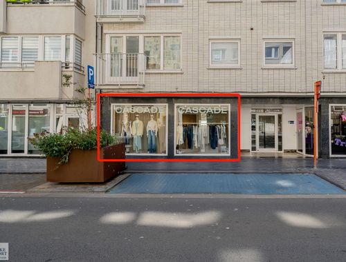                                         Rez-de-chaussée commercial à vendre à Oostende, € 155.000

