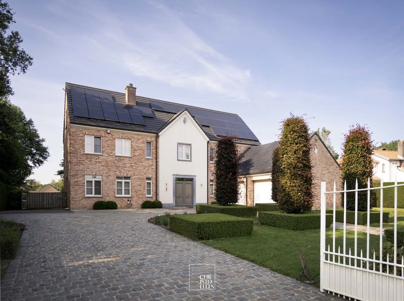 Huis te koop in Grote Hemmenweg 143,
                    3520 Zonhoven