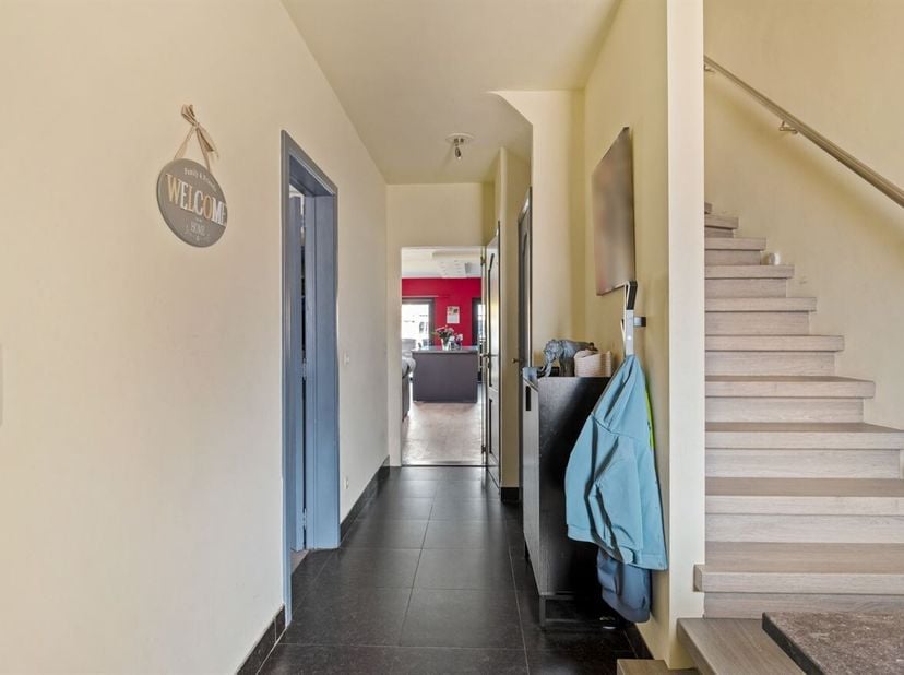 Ruime en energiezuinige gezinswoning met 4 slaapkamers, tuin en garage te koop <br />
Deze gezinswoning is gelegen aan de Heislagsebaan 56 te Brasscha