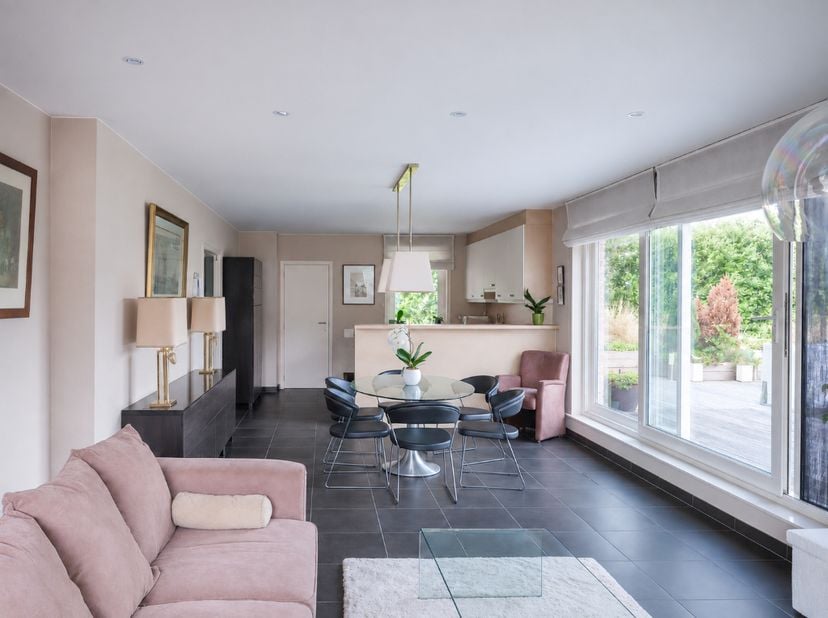 Appartement te koop in Burgemeester Libbrechthof 3 bus 101,
                    9070 Destelbergen