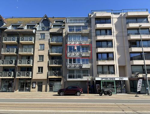                                         Appartement te koop in Sint-Idesbald, € 335.000
