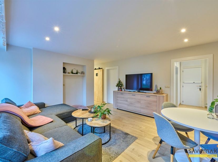 Gezellig appartement in hartje Kerkhoven!<br />
<br />
Dit één-slaapkamer appartement, gelegen op de eerste verdieping, heeft voldoende lichtinval,