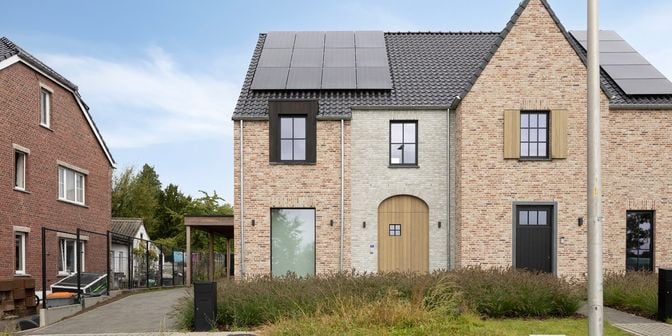 Huis te koop in Buissen 17B, 3730 Bilzen
