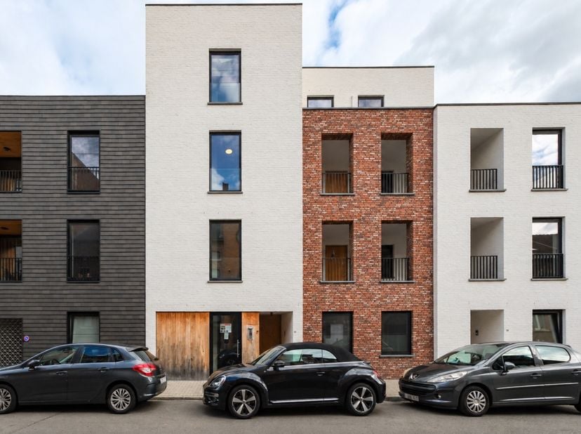 Appartement te koop in Rijschoolstraat 16 bus 203,
                    3800 Sint-Truiden