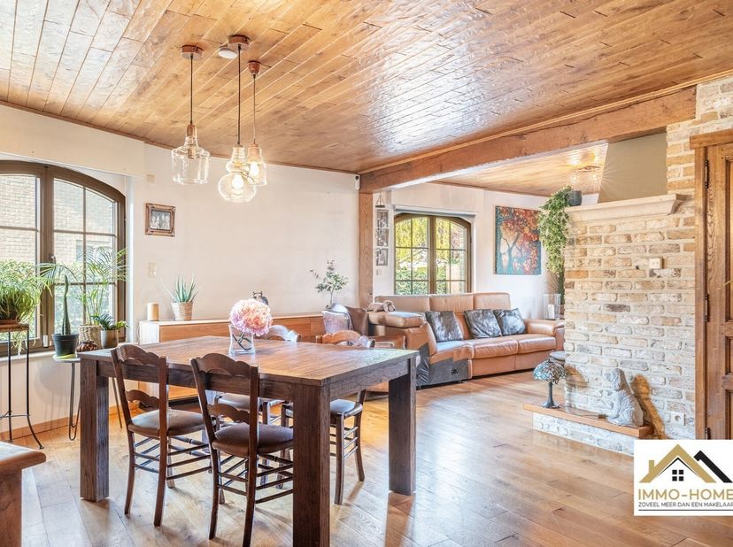 Maison à vendre
                    à 9240 Zele