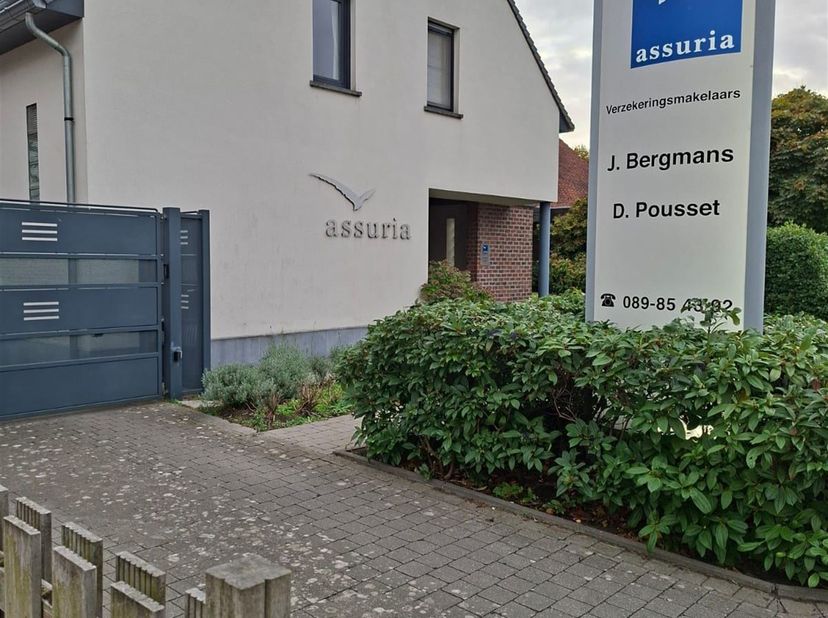 Bien professionnel à louer
                    à 3660 Opglabbeek