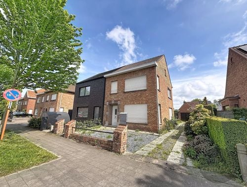                                         Woning te koop in Sint-Andries, € 350.000
