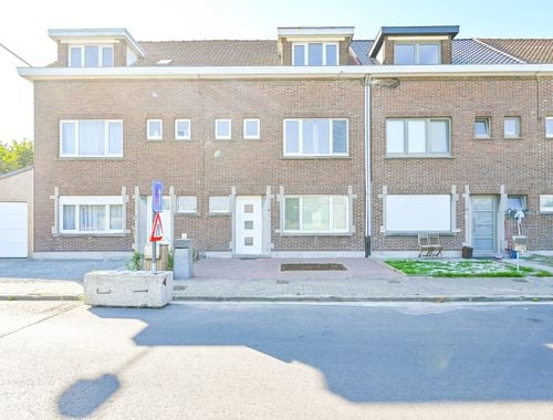                                         Woning te koop in Ooigem, € 288.000
