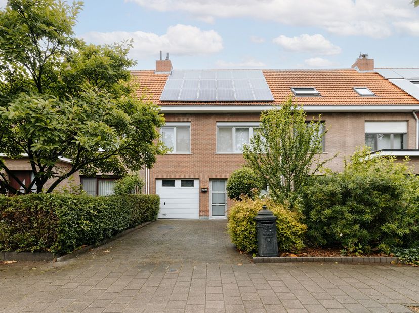 Huis te koop in Rietschoorvelden 128,
                    2170 Merksem