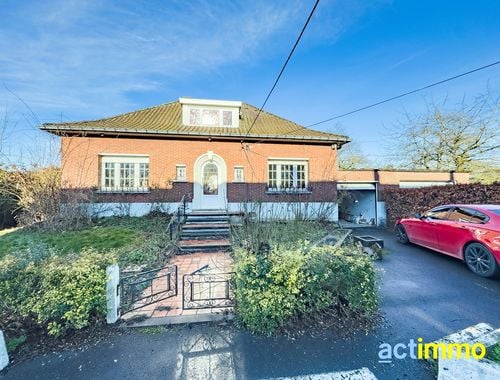                                         Villa à vendre à Estaimpuis, € 285.000
