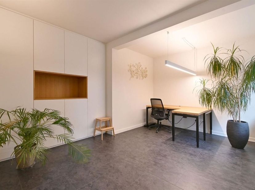 Bedrijfsvastgoed te koop in Tuyaertsstraat,
                    2850 Boom